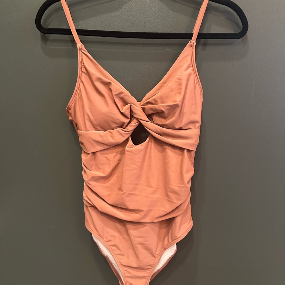 Elegant Twist Front One Piece Swimsuit | Mauve | Tummy Control | Medium | NWOT